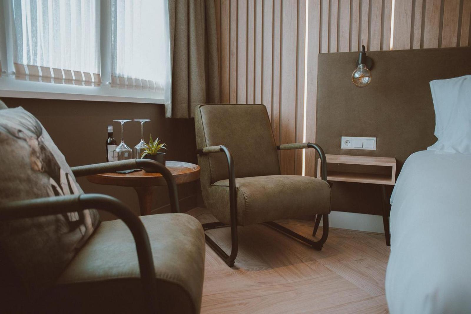 Hotel De Boshoek 부투이젠 객실 사진